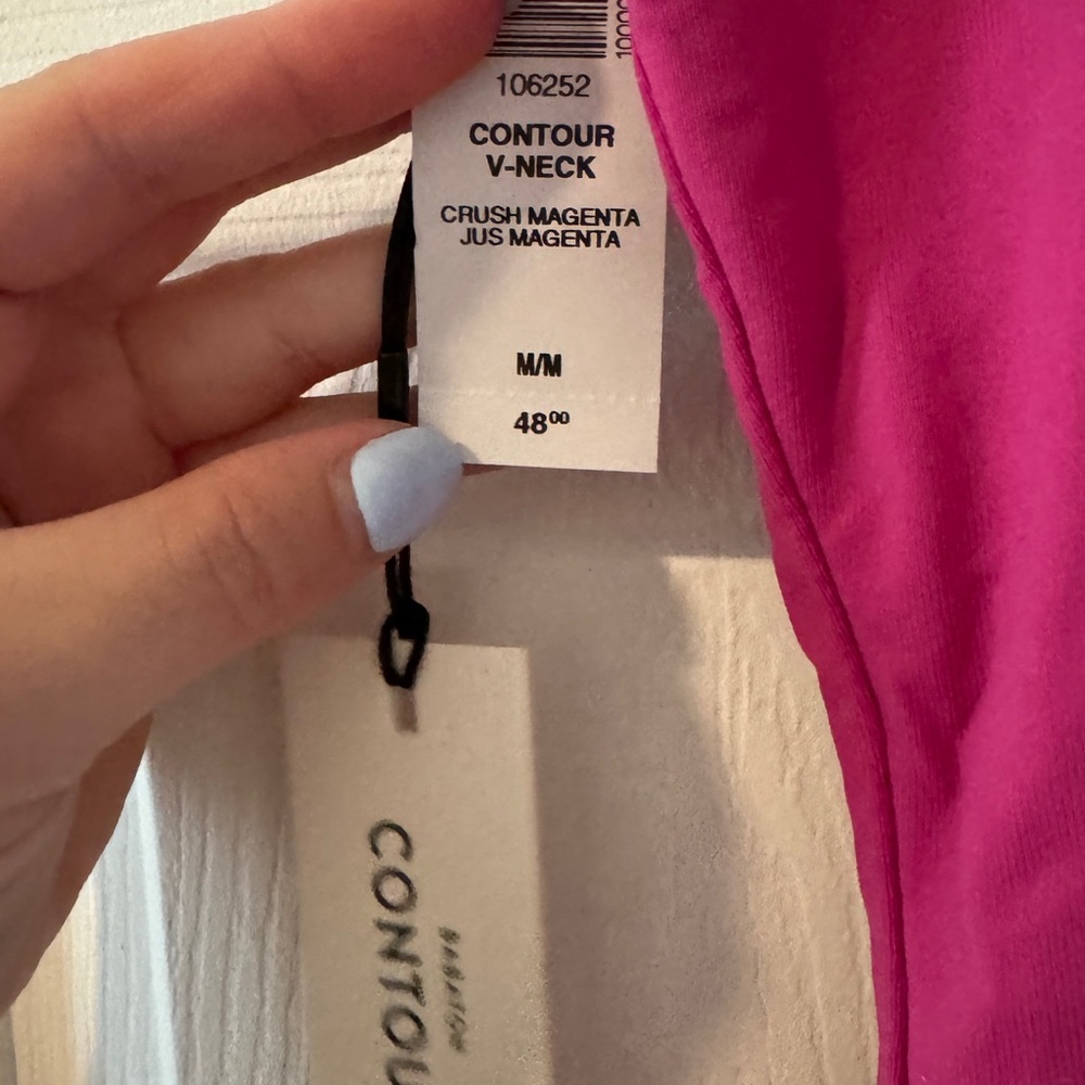 Aritzia Contour V Neck Bodysuit - Picture 2 of 3